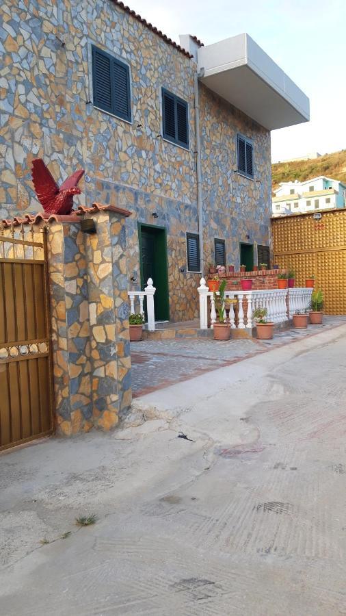 Villa Fredi Orikum Exterior foto